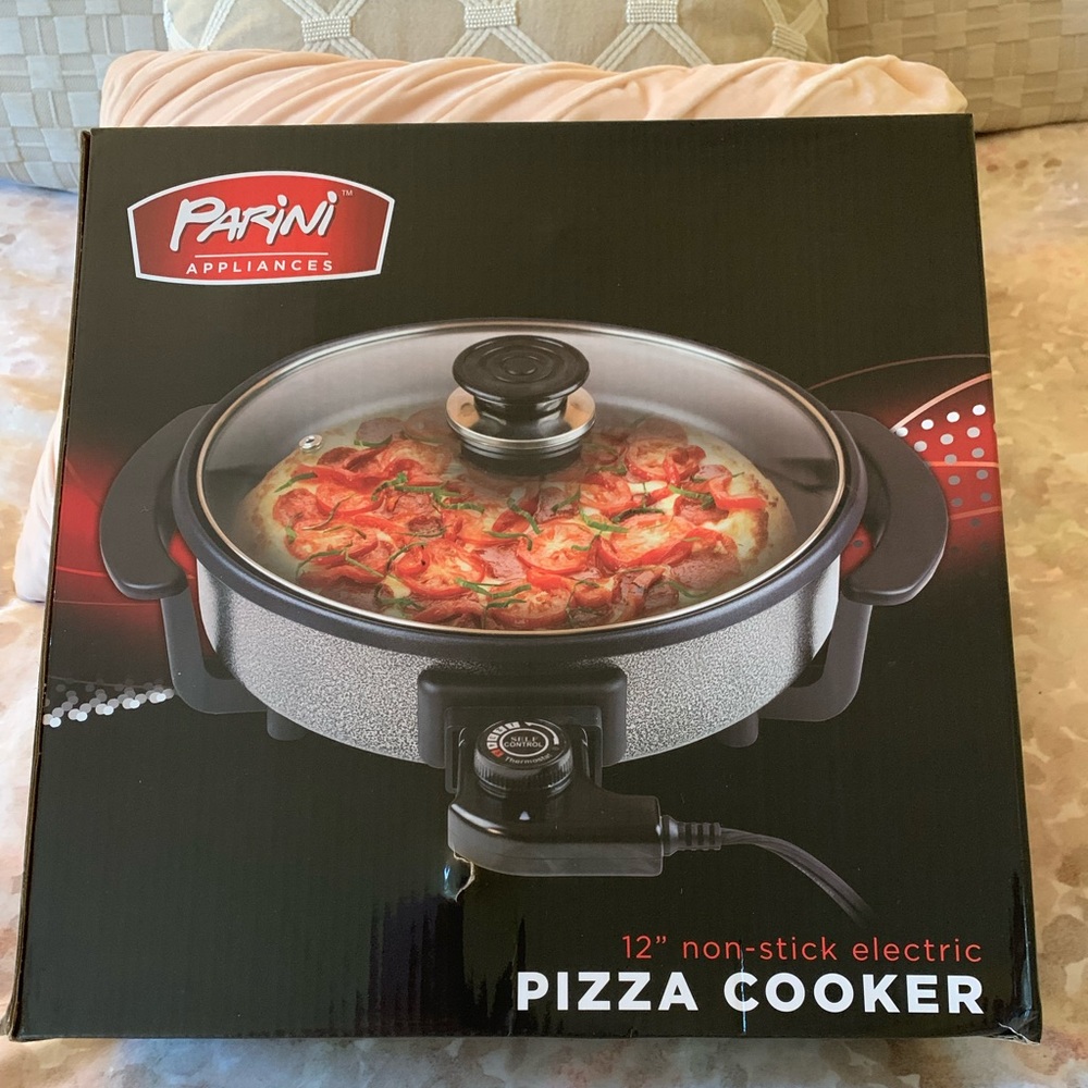 Parini pizza cooker new in box